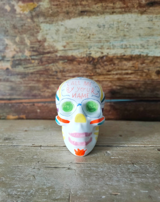 Teschio In ceramica Dipinta a Mano "Call Me By Your Name"