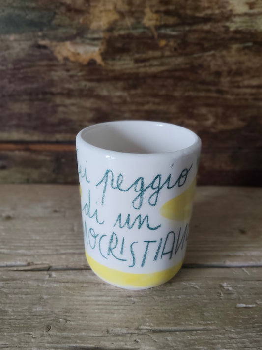 Bicchiere in Ceramica Dipinta a Mano "Democristiano 2.0" giallo