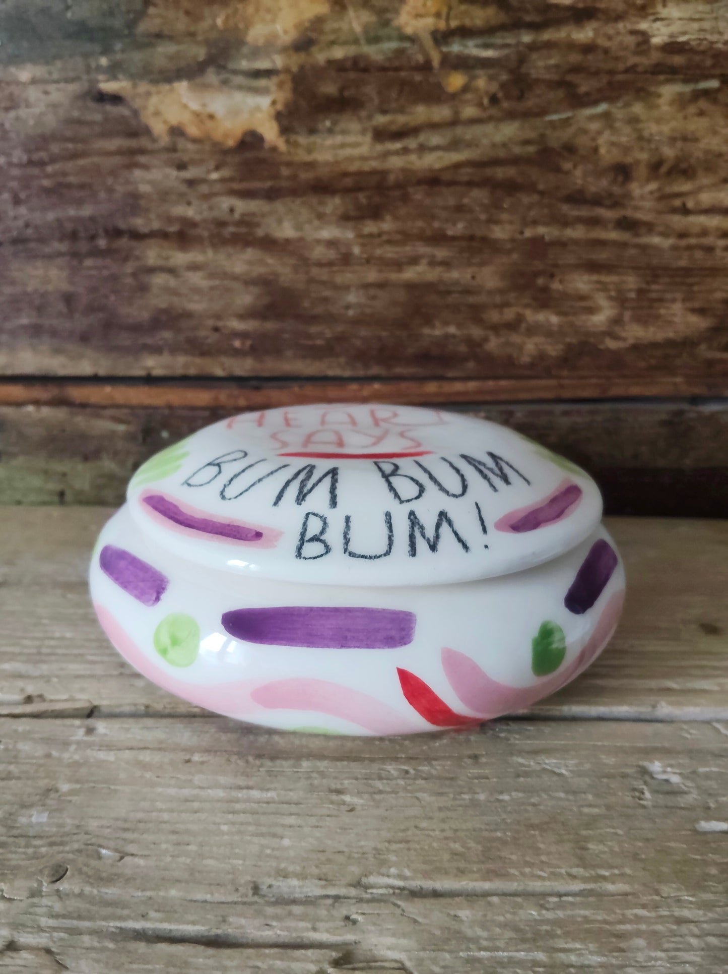 Portagioie "Bum Bum Bum!" dipinto a mano
