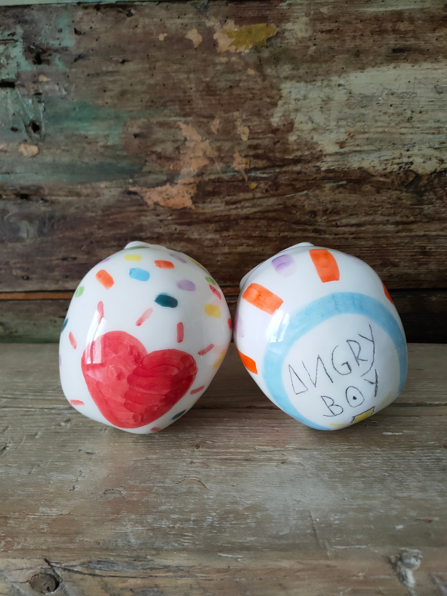 Teschio In ceramica Dipinta a Mano "Baffo Dandy"