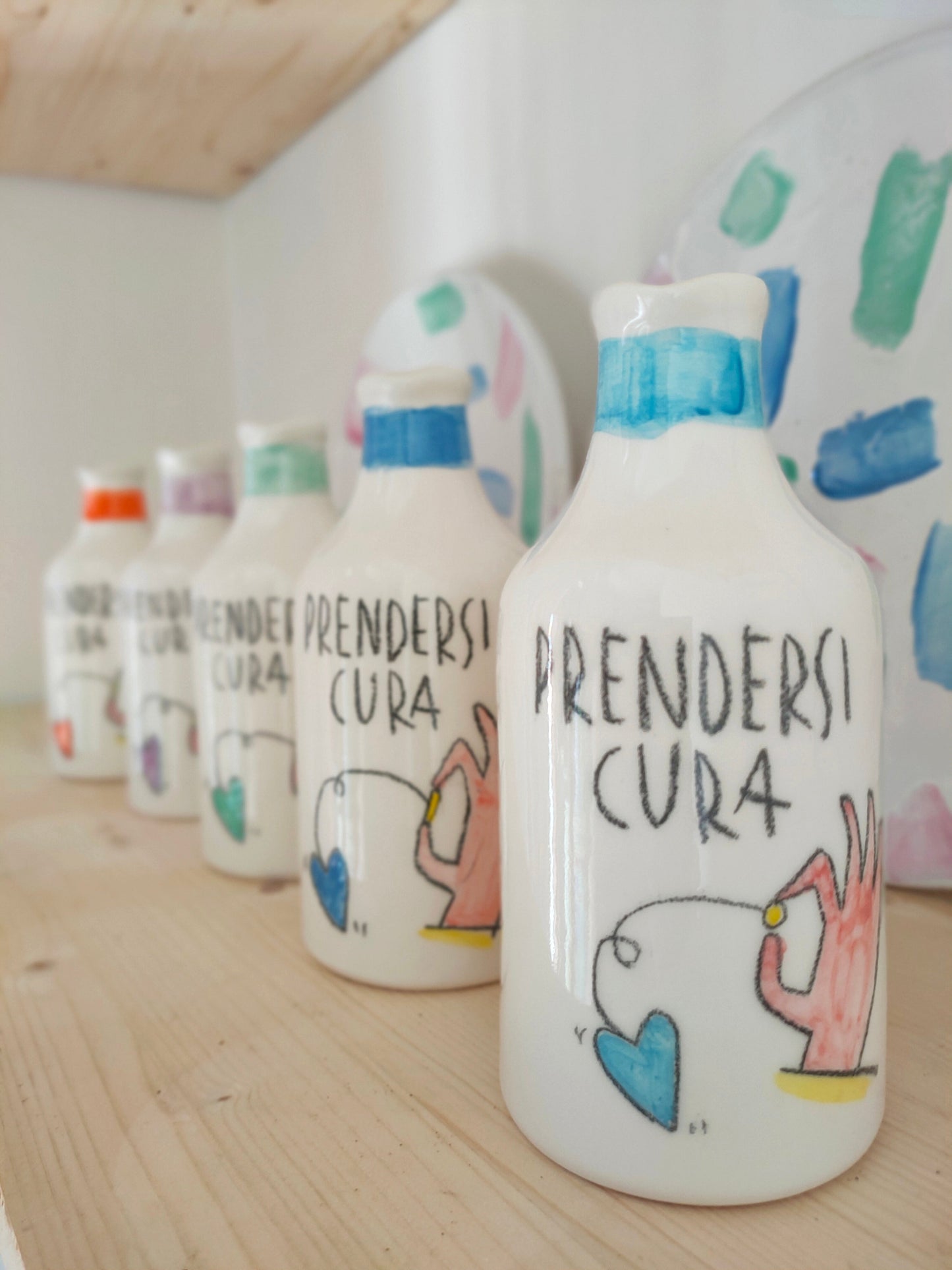 Bottiglietta in Ceramica Dipinta a Mano "Prendersi Cura" *Verde Acqua*