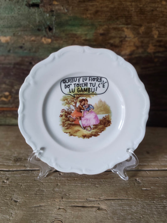 Piatto serie Damerini Mageradesi "Lu gambu!" Piccolo con Bordo Dorato Irregolare