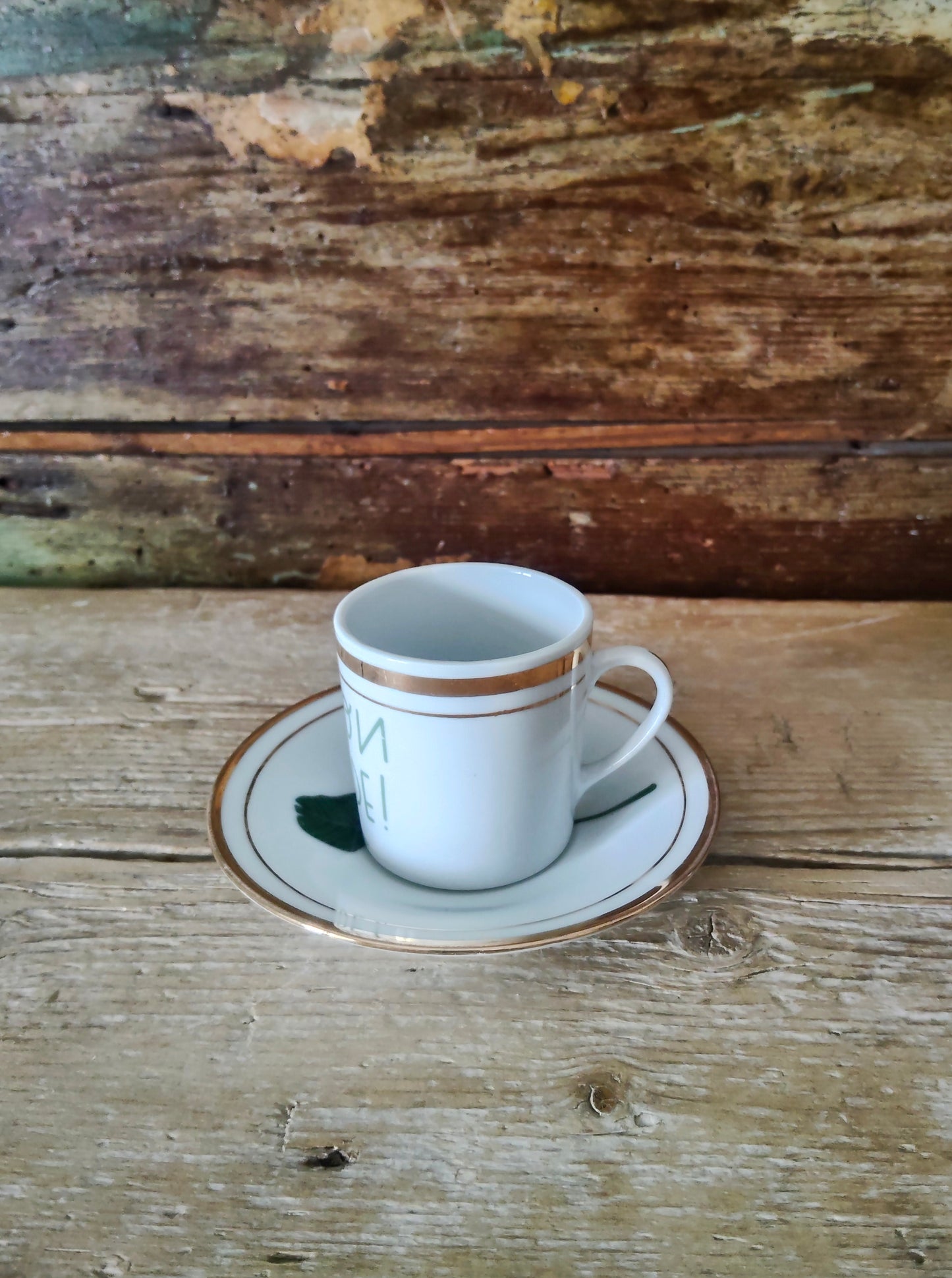 Tazzina Caffè Vintage con decalco "Poison Inside"