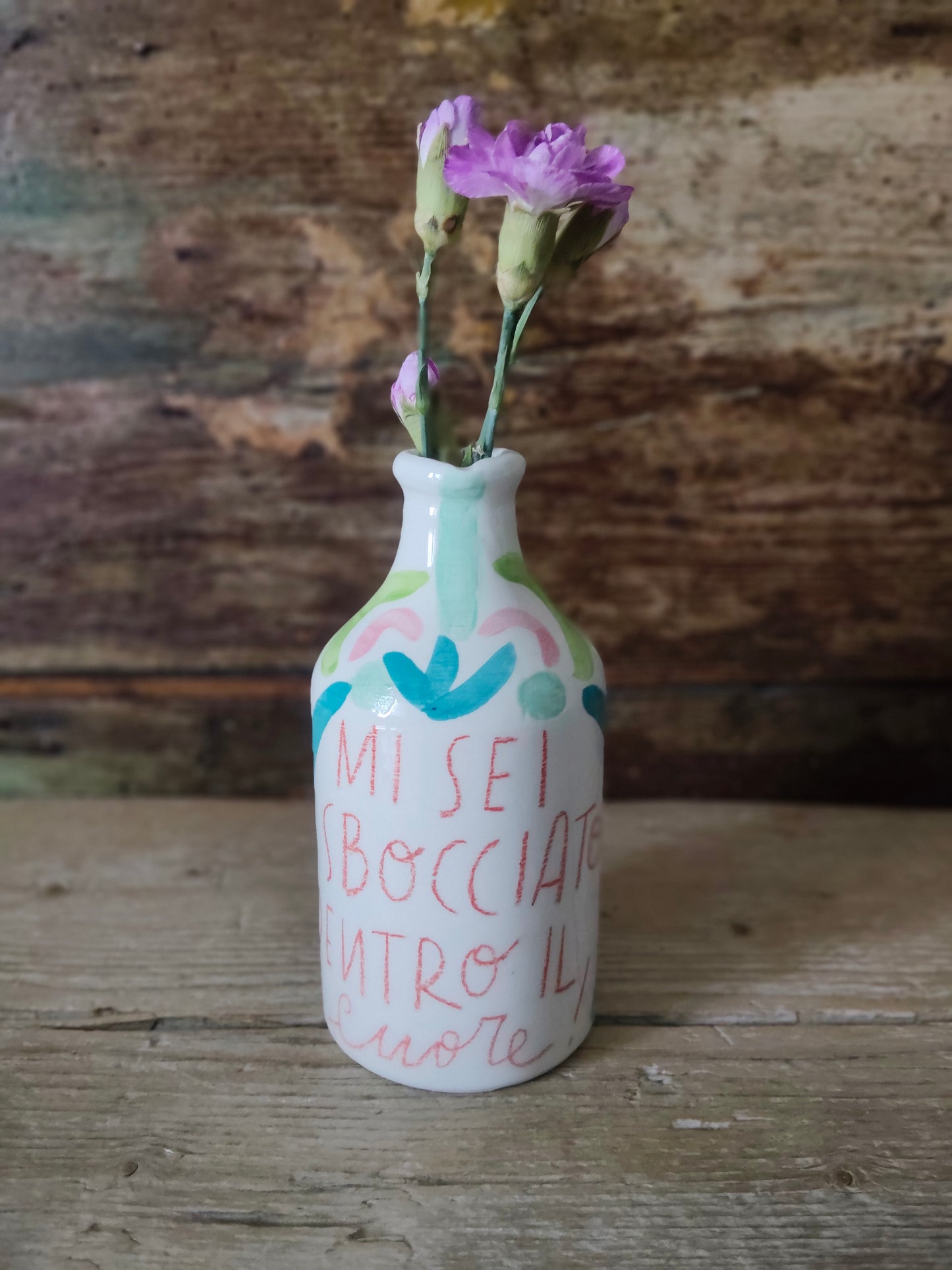 Bottiglietta in Ceramica Dipinta a Mano "Mi sei Sbocciato Dentro il Cuore"