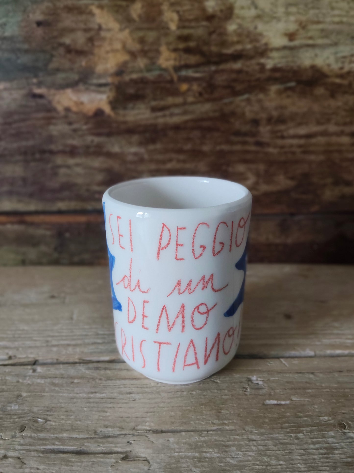 Bicchiere in Ceramica Dipinta a Mano "Democristiano 2.0" blu