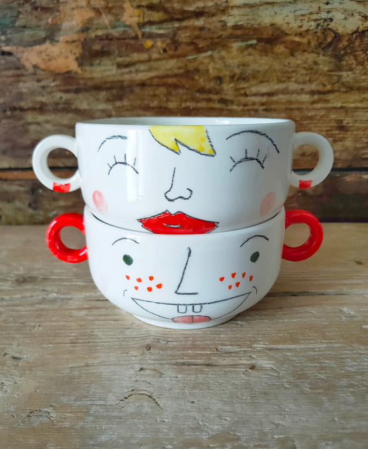 Coppia di Tazze in Ceramica Dipinta a Mano "Peppina & Ranieri"